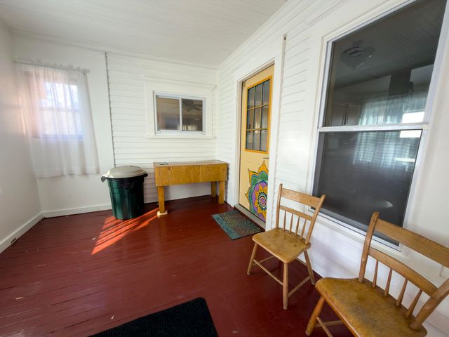 97 School Street, St. Johnsbury, VT 05819