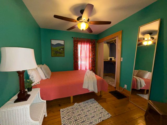 97 School Street, St. Johnsbury, VT 05819