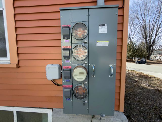 97 School Street, St. Johnsbury, VT 05819