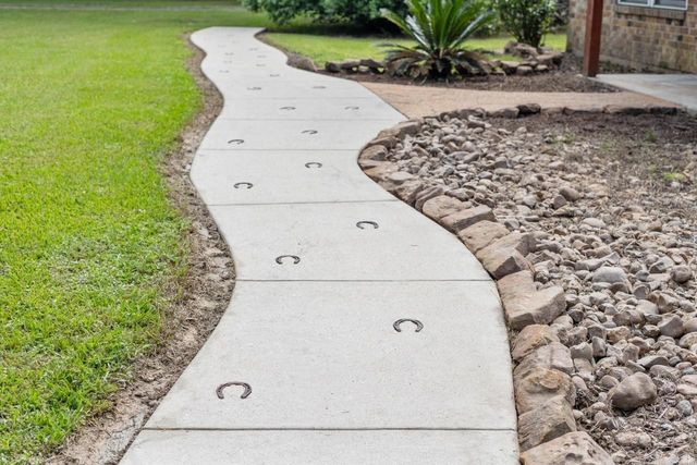 25738 Ipes Road, Splendora, TX 77372