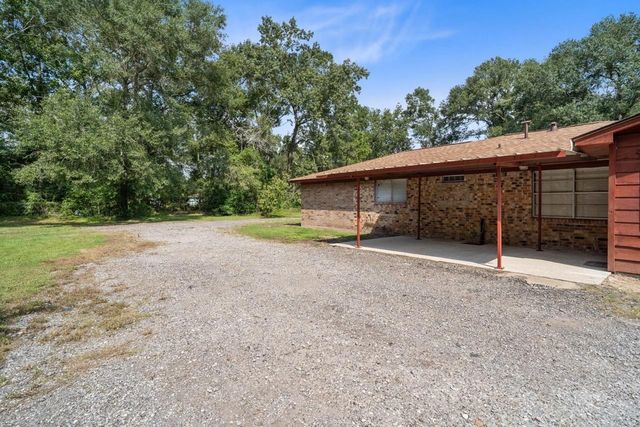 25738 Ipes Road, Splendora, TX 77372