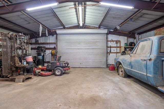 25738 Ipes Road, Splendora, TX 77372