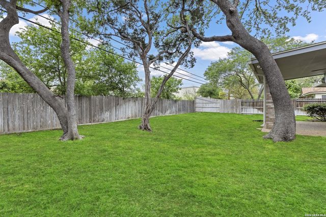 14827 Forward Pass, San Antonio, TX 78248
