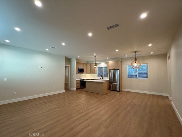 4381 Allott Avenue, Sherman Oaks, CA 91423