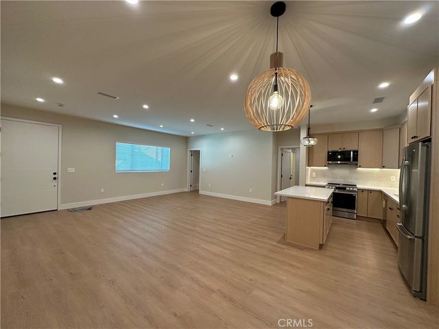 4381 Allott Avenue, Sherman Oaks, CA 91423