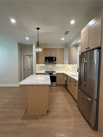4381 Allott Avenue, Sherman Oaks, CA 91423