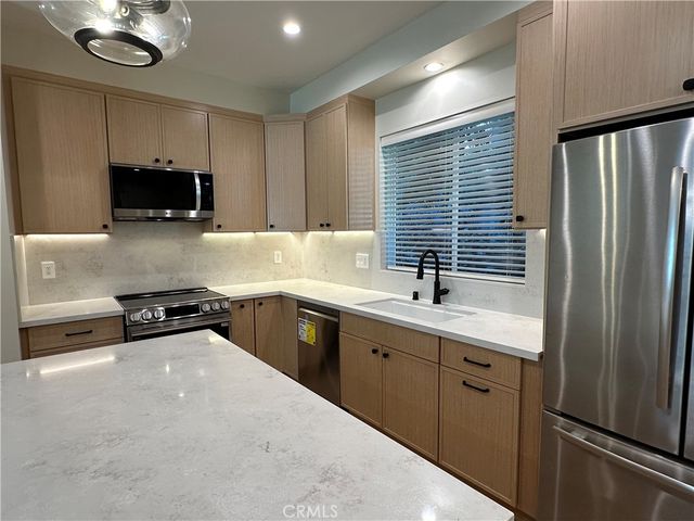 4381 Allott Avenue, Sherman Oaks, CA 91423