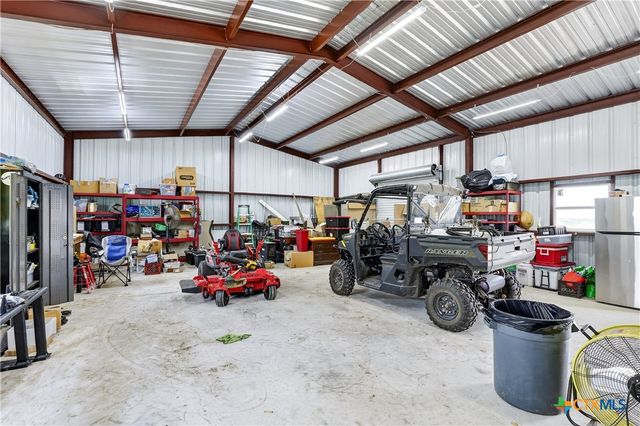 435 Fm-539, Floresville, TX 78114