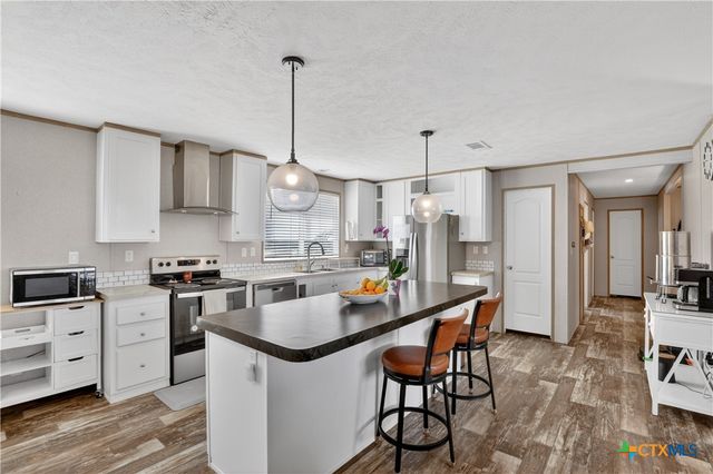 435 Fm-539, Floresville, TX 78114