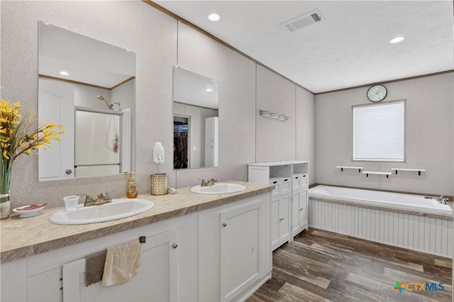 435 Fm-539, Floresville, TX 78114