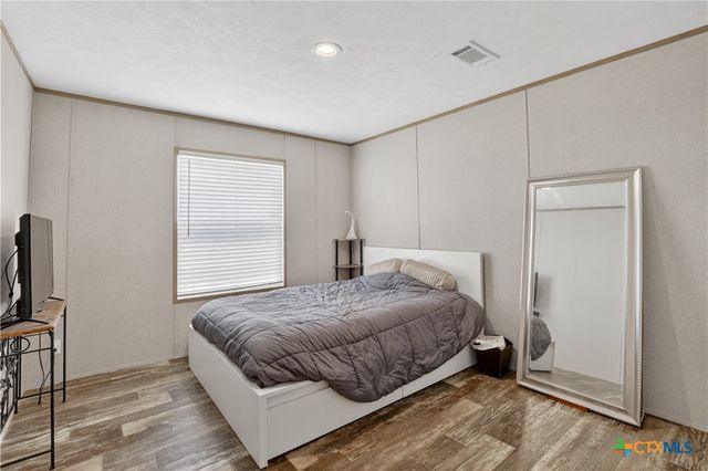 435 Fm-539, Floresville, TX 78114