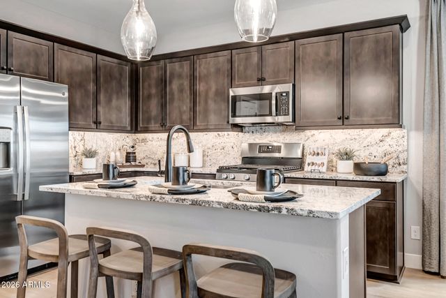 43234 N HINOKI Street, San Tan Valley, AZ 85140