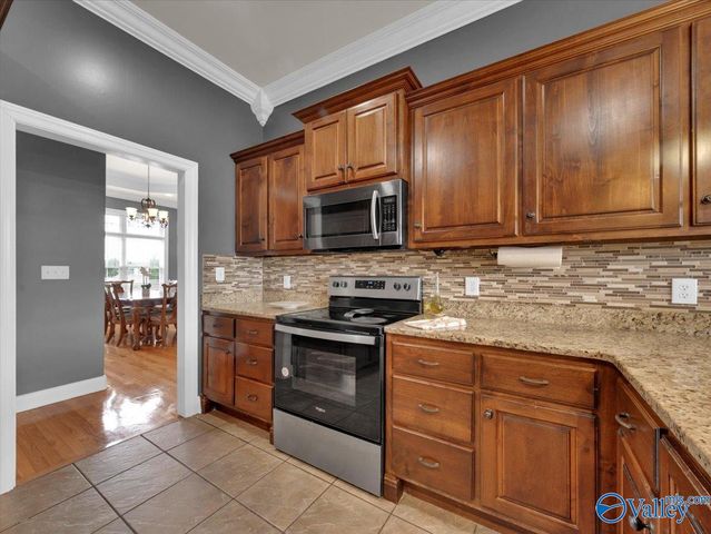 27712 Taylor Lynn Circle, Elkmont, AL 35620