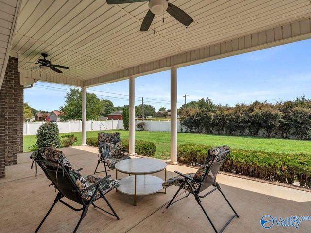 27712 Taylor Lynn Circle, Elkmont, AL 35620