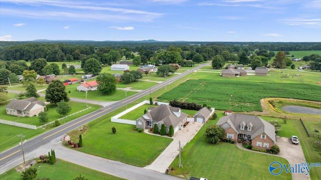 27712 Taylor Lynn Circle, Elkmont, AL 35620