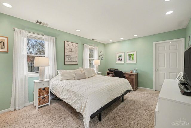 1400 Wade Road, Miami Twp, OH 45150