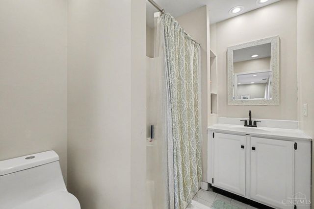 1400 Wade Road, Miami Twp, OH 45150