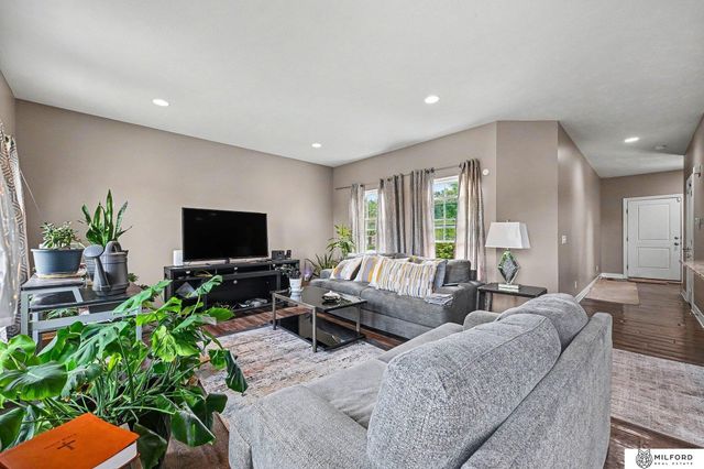 3338 Harrison Street, Omaha, NE 68147