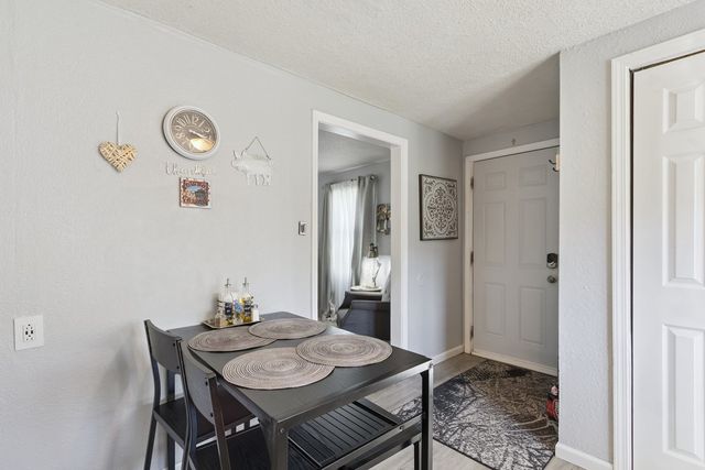 17 Liberty Boulevard, Machesney Park, IL 61115