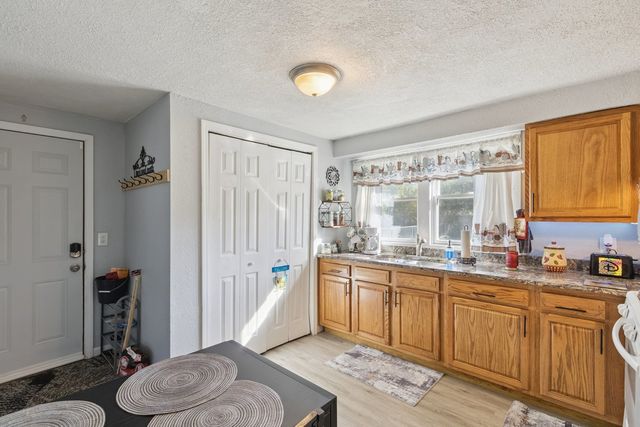 17 Liberty Boulevard, Machesney Park, IL 61115