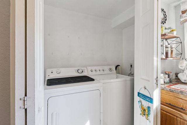 17 Liberty Boulevard, Machesney Park, IL 61115