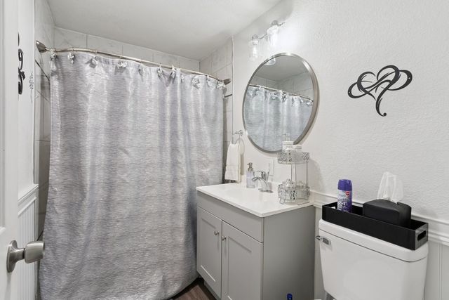 17 Liberty Boulevard, Machesney Park, IL 61115