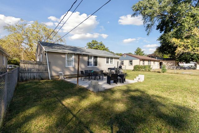 17 Liberty Boulevard, Machesney Park, IL 61115