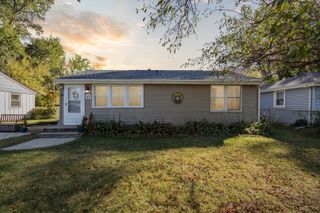 17 Liberty Boulevard, Machesney Park, IL 61115