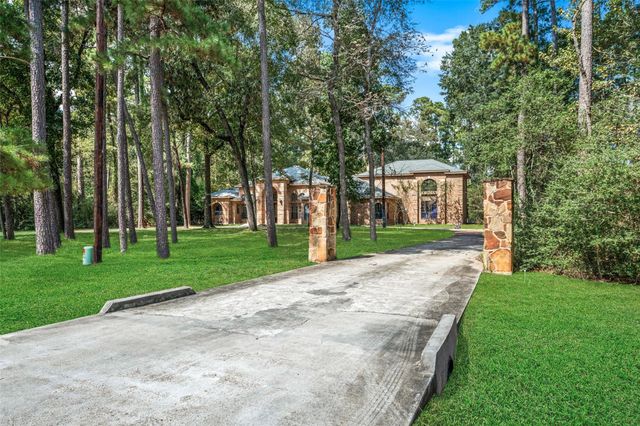 10331 Happy Trail, Conroe, TX 77384