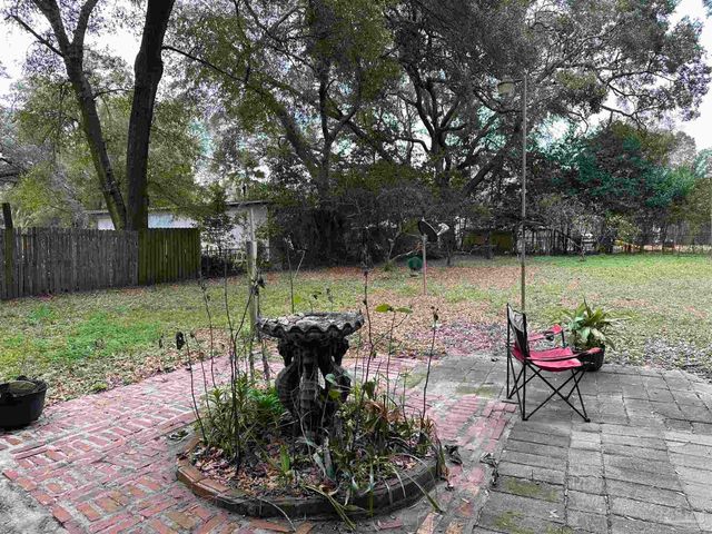 7053 W Fairfield Dr, Pensacola, FL 32506