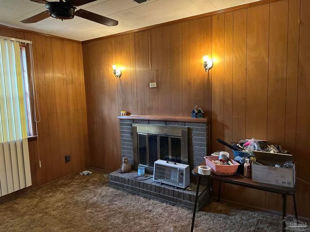 7053 W Fairfield Dr, Pensacola, FL 32506