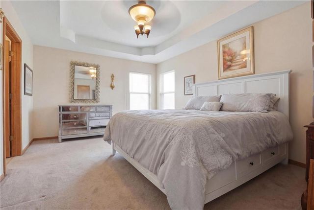 220 SW Seaside Sparrow Street, Lee's Summit, MO 64082