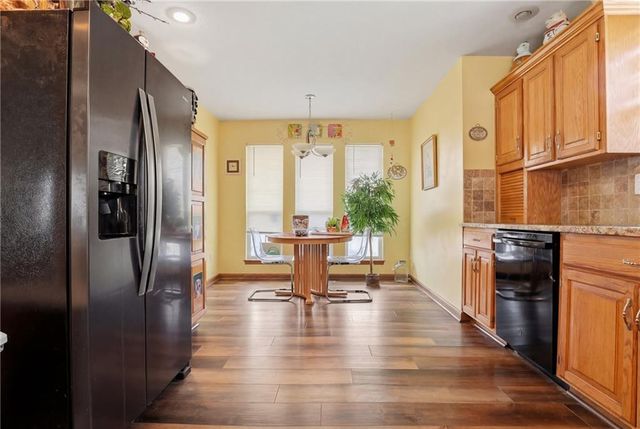 220 SW Seaside Sparrow Street, Lee's Summit, MO 64082