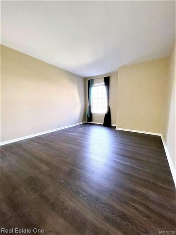 4103 Cameron Circle, Walled Lake, MI 48390