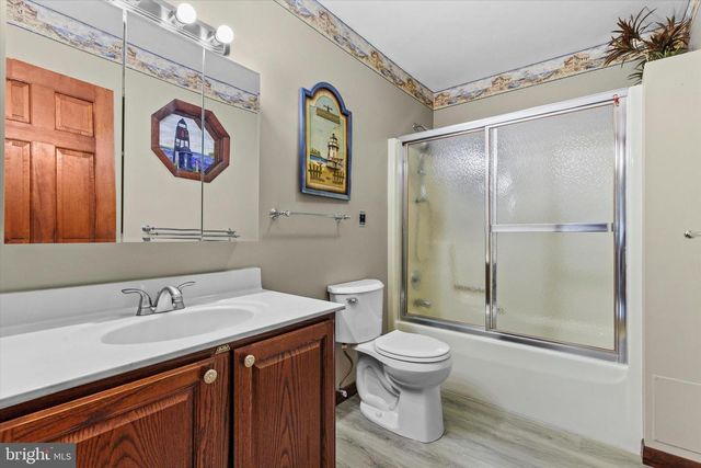 510 FAIRVIEW DR, Hanover, PA 17331