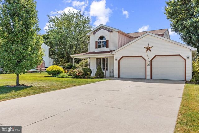 510 FAIRVIEW DR, Hanover, PA 17331