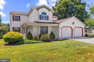 510 FAIRVIEW DR, Hanover, PA 17331