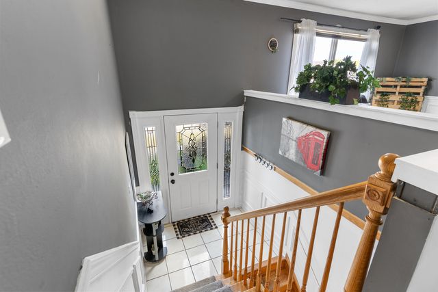 31 Abbeywood Drive, Romeoville, IL 60446