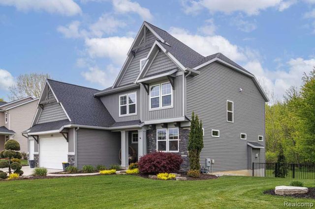 1712 Autumn Valley Drive, Byron Center, MI 49315