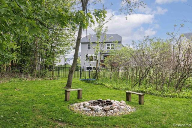 1712 Autumn Valley Drive, Byron Center, MI 49315