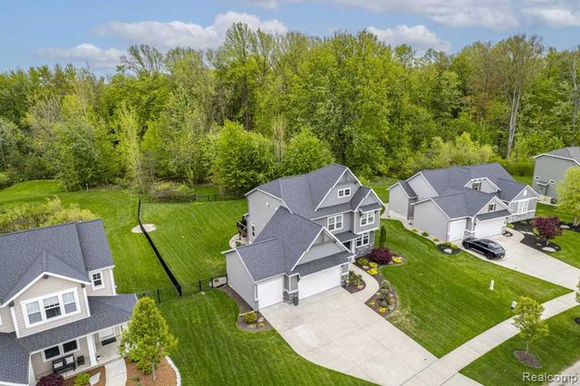1712 Autumn Valley Drive, Byron Center, MI 49315