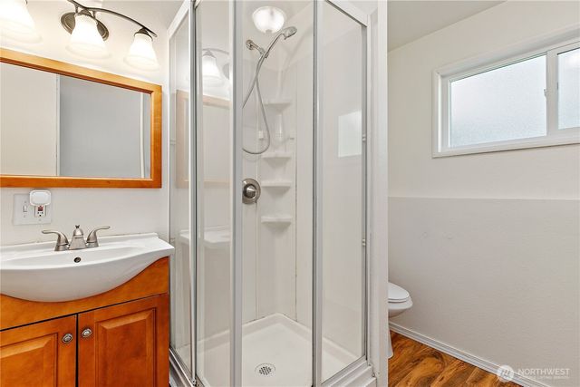 2015 E 57th Street, Tacoma, WA 98404