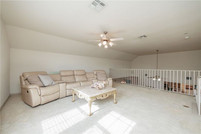 6152 Saint Denis St, Corpus Christi, TX 78414