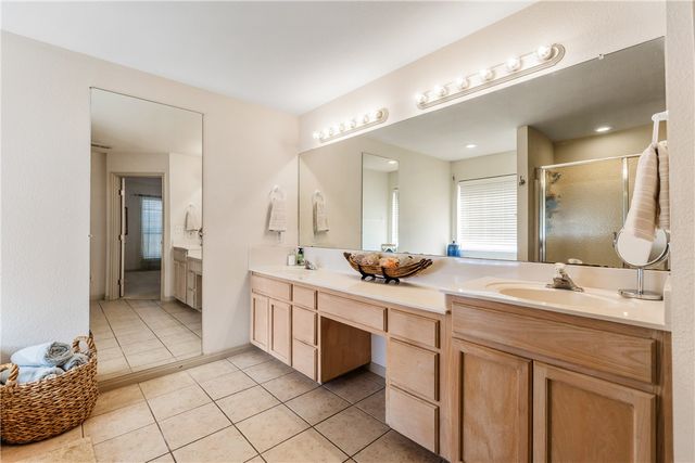 6152 Saint Denis St, Corpus Christi, TX 78414