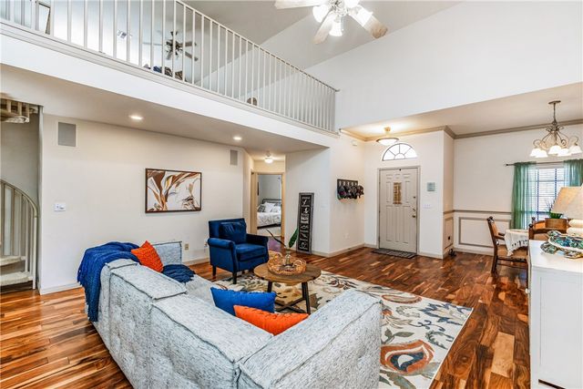 6152 Saint Denis St, Corpus Christi, TX 78414