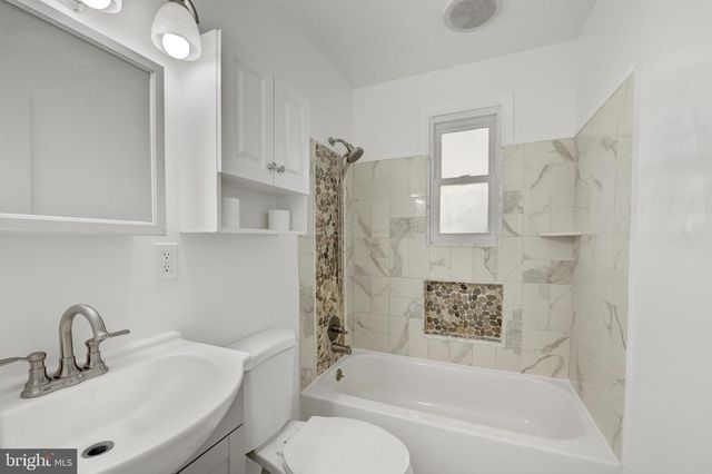 213 UNION AVE, Bellmawr, NJ 08031