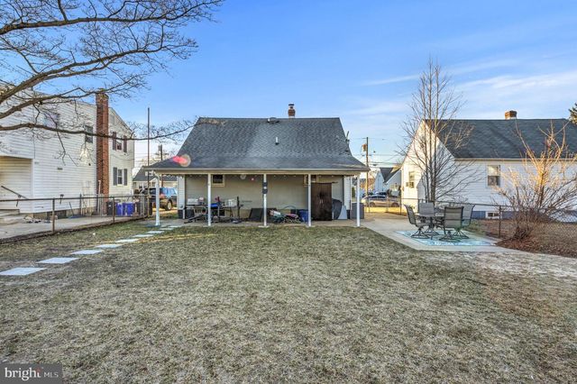 213 UNION AVE, Bellmawr, NJ 08031