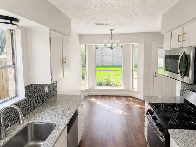 20039 Dawn Mist Drive, Humble, TX 77346