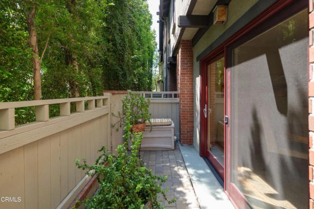 322 Alpine Street 2, Pasadena, CA 91106