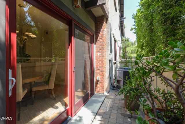 322 Alpine Street 2, Pasadena, CA 91106